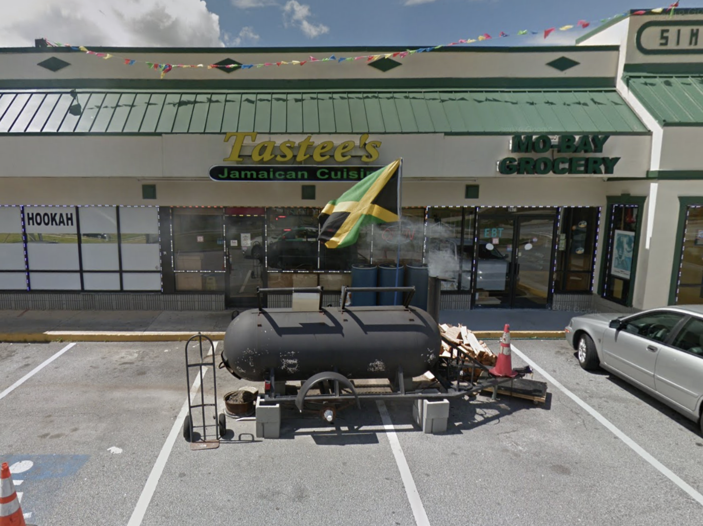 Tastee's Jamaican Cuisine